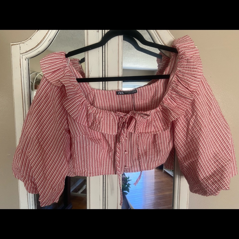 NWT ZARA cropped puffy sleeve blouse